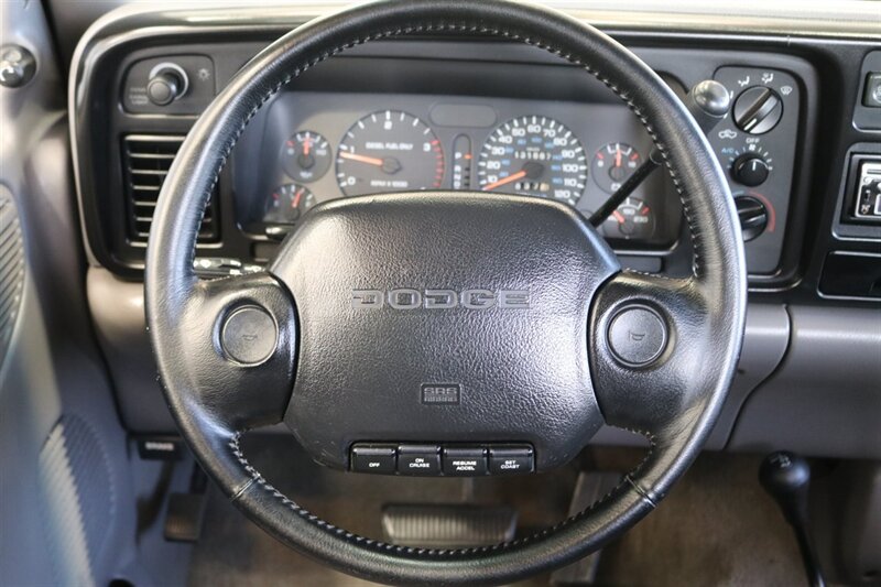 1995 Dodge Ram 2500 SLT Laramie 100% RUST FREE* NEW WINDOW OUT FULL REPAINT / BUFFED / WET SANDED / POLISHED* NEW 3 " LEVEL LIFT W/ BILSTEIN 5100s* NEW 35 " FALKEN A/T 4Ws* NEW FUEL PUMP - NEW LIFT PUMP - AC SERVICE - Photo 79 - Portland, OR 97230