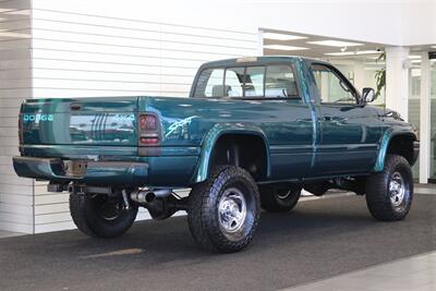 1995 Dodge Ram 2500 SLT Laramie 100% RUST FREE* NEW WINDOW OUT FULL REPAINT / BUFFED / WET SANDED / POLISHED* NEW 3 " LEVEL LIFT W/ BILSTEIN 5100s* NEW 35 " FALKEN A/T 4Ws* NEW FUEL PUMP - NEW LIFT PUMP - AC SERVICE - Photo 7 - Portland, OR 97230