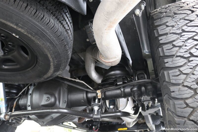 2005 GMC Sierra 2500 SLT  1-OWNER* 100% RUST FREE* NEW BILSTEIN LEVEL LIFT W/BILSTEIN 5100 SHOCKS* NEW 33 " BFG KO3 10-PLYs* BANKS COLD AIRINTAKE* SPRAY IN BED LINER* FRESH SERVICE* 2-KEYS & BOOKS - Photo 39 - Portland, OR 97230
