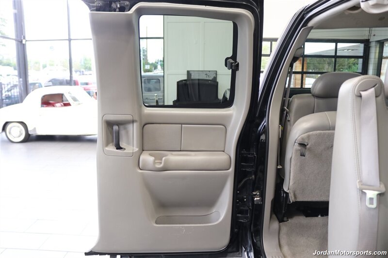 2005 GMC Sierra 2500 SLT  1-OWNER* 100% RUST FREE* NEW BILSTEIN LEVEL LIFT W/BILSTEIN 5100 SHOCKS* NEW 33 " BFG KO3 10-PLYs* BANKS COLD AIRINTAKE* SPRAY IN BED LINER* FRESH SERVICE* 2-KEYS & BOOKS - Photo 71 - Portland, OR 97230