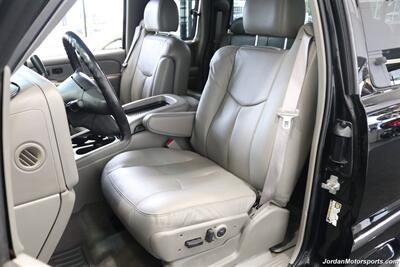 2005 GMC Sierra 2500 SLT  1-OWNER* 100% RUST FREE* NEW BILSTEIN LEVEL LIFT W/BILSTEIN 5100 SHOCKS* NEW 33 " BFG KO3 10-PLYs* BANKS COLD AIRINTAKE* SPRAY IN BED LINER* FRESH SERVICE* 2-KEYS & BOOKS - Photo 16 - Portland, OR 97230