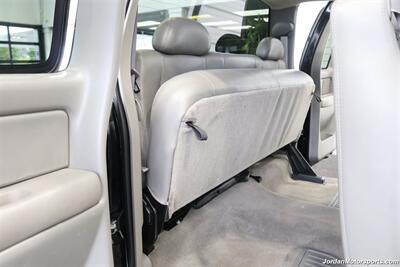 2005 GMC Sierra 2500 SLT  1-OWNER* 100% RUST FREE* NEW BILSTEIN LEVEL LIFT W/BILSTEIN 5100 SHOCKS* NEW 33 " BFG KO3 10-PLYs* BANKS COLD AIRINTAKE* SPRAY IN BED LINER* FRESH SERVICE* 2-KEYS & BOOKS - Photo 19 - Portland, OR 97230
