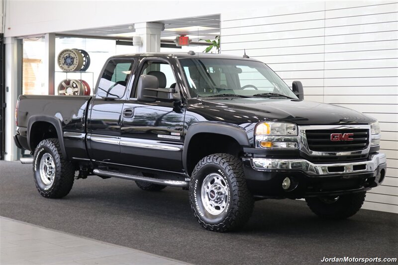 2005 GMC Sierra 2500 SLT  1-OWNER* 100% RUST FREE* NEW BILSTEIN LEVEL LIFT W/BILSTEIN 5100 SHOCKS* NEW 33 " BFG KO3 10-PLYs* BANKS COLD AIRINTAKE* SPRAY IN BED LINER* FRESH SERVICE* 2-KEYS & BOOKS - Photo 2 - Portland, OR 97230