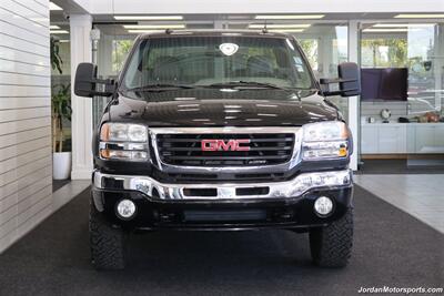 2005 GMC Sierra 2500 SLT  1-OWNER* 100% RUST FREE* NEW BILSTEIN LEVEL LIFT W/BILSTEIN 5100 SHOCKS* NEW 33 " BFG KO3 10-PLYs* BANKS COLD AIRINTAKE* SPRAY IN BED LINER* FRESH SERVICE* 2-KEYS & BOOKS - Photo 8 - Portland, OR 97230