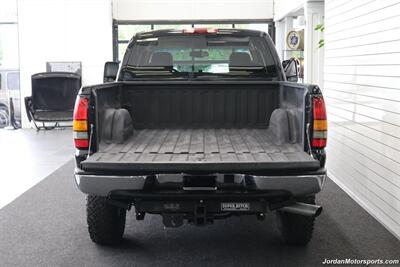 2005 GMC Sierra 2500 SLT  1-OWNER* 100% RUST FREE* NEW BILSTEIN LEVEL LIFT W/BILSTEIN 5100 SHOCKS* NEW 33 " BFG KO3 10-PLYs* BANKS COLD AIRINTAKE* SPRAY IN BED LINER* FRESH SERVICE* 2-KEYS & BOOKS - Photo 14 - Portland, OR 97230