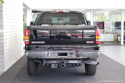 2005 GMC Sierra 2500 SLT  1-OWNER* 100% RUST FREE* NEW BILSTEIN LEVEL LIFT W/BILSTEIN 5100 SHOCKS* NEW 33 " BFG KO3 10-PLYs* BANKS COLD AIRINTAKE* SPRAY IN BED LINER* FRESH SERVICE* 2-KEYS & BOOKS - Photo 9 - Portland, OR 97230