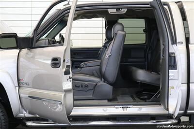 2005 Chevrolet Silverado 2500 LT 4dr Extended Cab LT  1-OWNER* 100% RUST & CORROSION FREE* 100% STOCK* NEVER HAD 5TH WHEEL OR GOOSENECK* FRESH SERVICE* LEATHER* ALL BOOKS & KEYS & SERVICE RECORDS SINCE NEW - Photo 56 - Portland, OR 97230