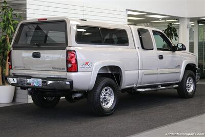 2005 Chevrolet Silverado 2500 LT 4dr Extended Cab LT  1-OWNER* 100% RUST & CORROSION FREE* 100% STOCK* NEVER HAD 5TH WHEEL OR GOOSENECK* FRESH SERVICE* LEATHER* ALL BOOKS & KEYS & SERVICE RECORDS SINCE NEW - Photo 7 - Portland, OR 97230