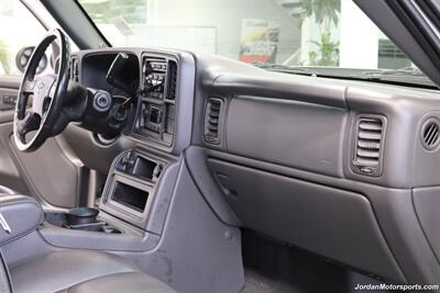 2005 Chevrolet Silverado 2500 LT 4dr Extended Cab LT  1-OWNER* 100% RUST & CORROSION FREE* 100% STOCK* NEVER HAD 5TH WHEEL OR GOOSENECK* FRESH SERVICE* LEATHER* ALL BOOKS & KEYS & SERVICE RECORDS SINCE NEW - Photo 90 - Portland, OR 97230