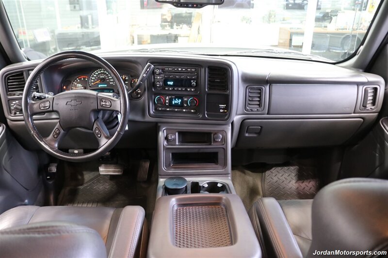 2005 Chevrolet Silverado 2500 LT 4dr Extended Cab LT  1-OWNER* 100% RUST & CORROSION FREE* 100% STOCK* NEVER HAD 5TH WHEEL OR GOOSENECK* FRESH SERVICE* LEATHER* ALL BOOKS & KEYS & SERVICE RECORDS SINCE NEW - Photo 19 - Portland, OR 97230