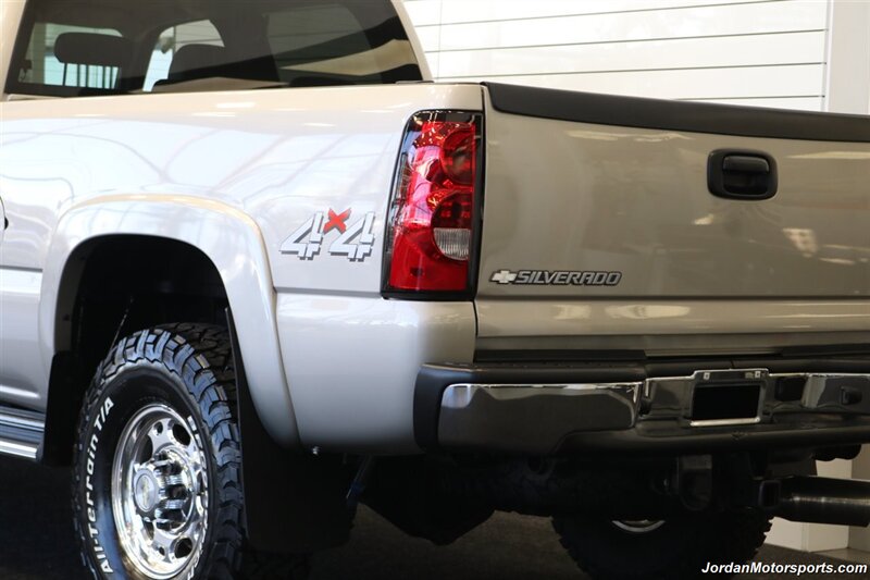 2006 Chevrolet Silverado 2500 LT3  1-OWNER* LBZ* 54K MILES* 0-RUST* NEW 2 "BILSTEIN LEVEL KIT W/NEW BILSTEIN 5100 SHOCKS ALL AROUND* NEW 33 "BFG KO3 10-PLYS* 0-ACCIDENTS* EDGE JUICE TUNER* AFE INTAKE* TRAILER BRAKES* 5TH WHEEL RAILS - Photo 31 - Portland, OR 97230