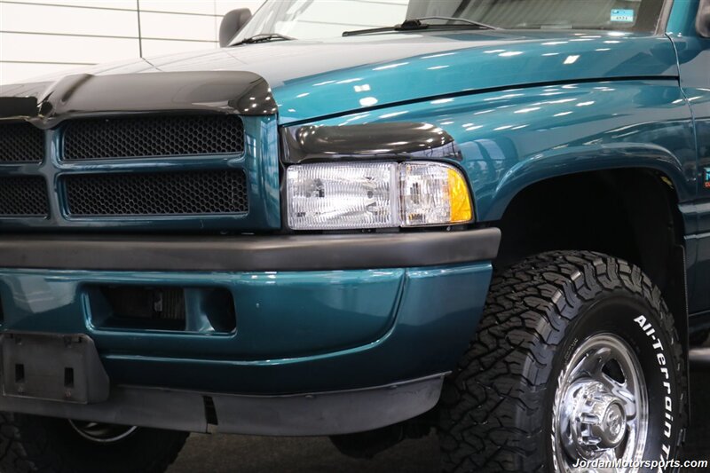 1998 Dodge Ram 2500 Laramie SLT  1-OWNER* 79K MLS* 12-VALVE* 0-RUST* LIKE NEW UNDER CARRIAGE* RARE SPORT TRIM* NEVER HAD 5TH WHEEL OR GOOSENECK* NEW 33 "BFGs - BRAKES - FLUIDS - FILTERS* COLLECTOR QUALITY - Photo 11 - Portland, OR 97230