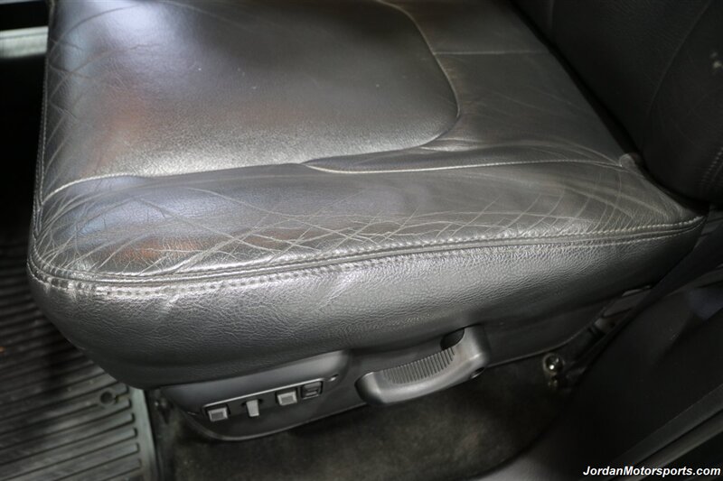 2003 Dodge Ram 3500 Laramie  1-OWNER* 100% RUST FREE* 5.9L LONG BED W/ 6-SPEED MANUAL TRANS* 82K ACTUAL MILES* PACBRAKE EXHAUST BRAKE* BANKS POWER PACKAGE* SPRAY IN BED LINER* REAR AIR BAGS* NEW BILSTEIN 5100 SERIES SHOCKS - Photo 68 - Portland, OR 97230