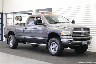 2003 Dodge Ram 3500 Laramie  1-OWNER* 100% RUST FREE* 5.9L LONG BED W/ 6-SPEED MANUAL TRANS* 82K ACTUAL MILES* PACBRAKE EXHAUST BRAKE* BANKS POWER PACKAGE* SPRAY IN BED LINER* REAR AIR BAGS* NEW BILSTEIN 5100 SERIES SHOCKS - Photo 2 - Portland, OR 97230