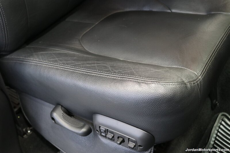 2003 Dodge Ram 3500 Laramie  1-OWNER* 100% RUST FREE* 5.9L LONG BED W/ 6-SPEED MANUAL TRANS* 82K ACTUAL MILES* PACBRAKE EXHAUST BRAKE* BANKS POWER PACKAGE* SPRAY IN BED LINER* REAR AIR BAGS* NEW BILSTEIN 5100 SERIES SHOCKS - Photo 69 - Portland, OR 97230