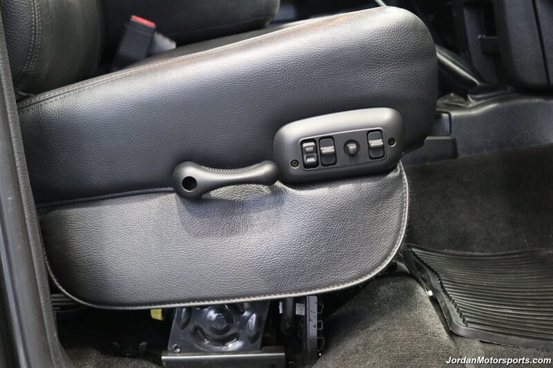 2003 Dodge Ram 3500 Laramie  1-OWNER* 100% RUST FREE* 5.9L LONG BED W/ 6-SPEED MANUAL TRANS* 82K ACTUAL MILES* PACBRAKE EXHAUST BRAKE* BANKS POWER PACKAGE* SPRAY IN BED LINER* REAR AIR BAGS* NEW BILSTEIN 5100 SERIES SHOCKS - Photo 67 - Portland, OR 97230