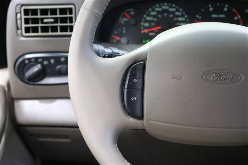 2002 Ford Excursion Limited  CALIFORNIA EXCURSION SINCE NEW* 100% RUST FREE* BILSTEIN LEVEL KIT W/BILSTEIN 5100 SHOCKS* NEW 35 " FALKEN A/T4w & 20 " METHOD WHEELS* ALL BOOKS & KEYS* FULLY SERVICED - Photo 84 - Portland, OR 97230