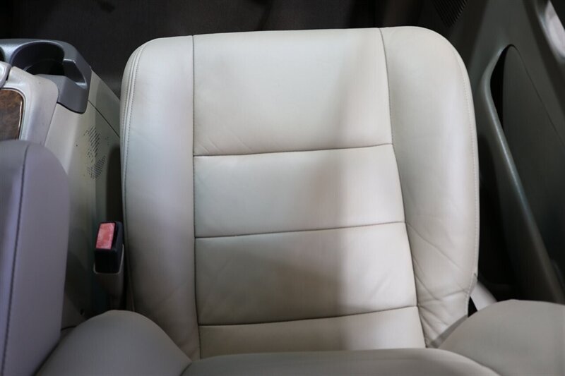 2002 Ford Excursion Limited  CALIFORNIA EXCURSION SINCE NEW* 100% RUST FREE* BILSTEIN LEVEL KIT W/BILSTEIN 5100 SHOCKS* NEW 35 " FALKEN A/T4w & 20 " METHOD WHEELS* ALL BOOKS & KEYS* FULLY SERVICED - Photo 73 - Portland, OR 97230