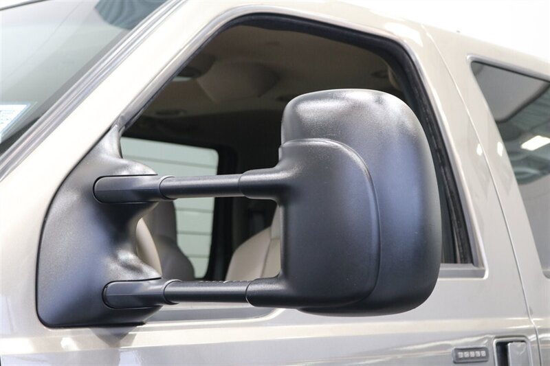 2002 Ford Excursion Limited  CALIFORNIA EXCURSION SINCE NEW* 100% RUST FREE* BILSTEIN LEVEL KIT W/BILSTEIN 5100 SHOCKS* NEW 35 " FALKEN A/T4w & 20 " METHOD WHEELS* ALL BOOKS & KEYS* FULLY SERVICED - Photo 54 - Portland, OR 97230