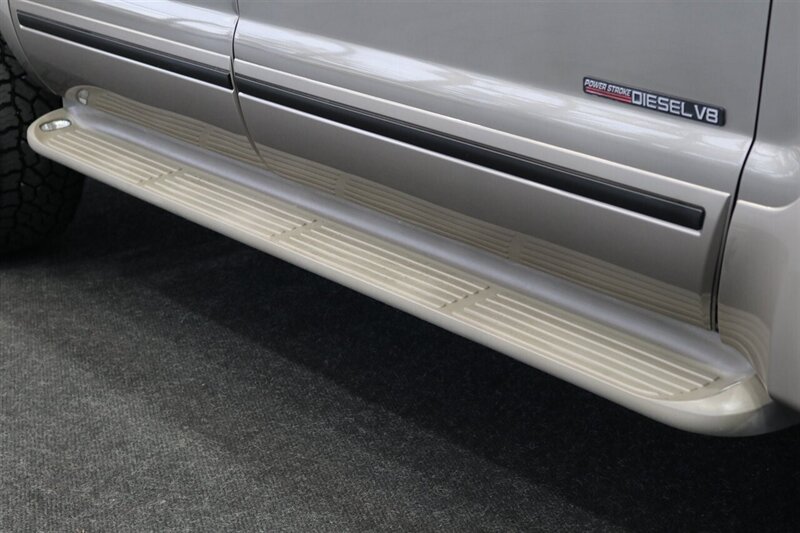 2002 Ford Excursion Limited  CALIFORNIA EXCURSION SINCE NEW* 100% RUST FREE* BILSTEIN LEVEL KIT W/BILSTEIN 5100 SHOCKS* NEW 35 " FALKEN A/T4w & 20 " METHOD WHEELS* ALL BOOKS & KEYS* FULLY SERVICED - Photo 53 - Portland, OR 97230