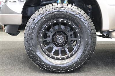 2002 Ford Excursion Limited  CALIFORNIA EXCURSION SINCE NEW* 100% RUST FREE* BILSTEIN LEVEL KIT W/BILSTEIN 5100 SHOCKS* NEW 35 " FALKEN A/T4w & 20 " METHOD WHEELS* ALL BOOKS & KEYS* FULLY SERVICED - Photo 21 - Portland, OR 97230