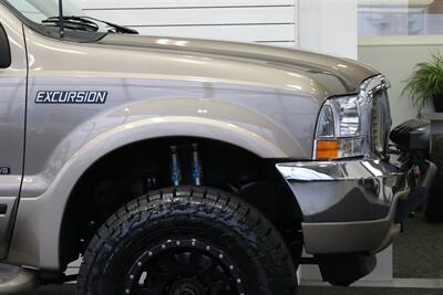2002 Ford Excursion Limited  CALIFORNIA EXCURSION SINCE NEW* 100% RUST FREE* BILSTEIN LEVEL KIT W/BILSTEIN 5100 SHOCKS* NEW 35 " FALKEN A/T4w & 20 " METHOD WHEELS* ALL BOOKS & KEYS* FULLY SERVICED - Photo 47 - Portland, OR 97230
