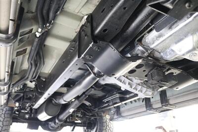 2002 Ford Excursion Limited  CALIFORNIA EXCURSION SINCE NEW* 100% RUST FREE* BILSTEIN LEVEL KIT W/BILSTEIN 5100 SHOCKS* NEW 35 " FALKEN A/T4w & 20 " METHOD WHEELS* ALL BOOKS & KEYS* FULLY SERVICED - Photo 23 - Portland, OR 97230