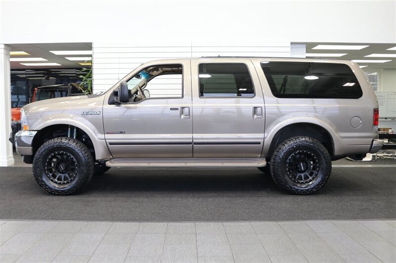 2002 Ford Excursion Limited  CALIFORNIA EXCURSION SINCE NEW* 100% RUST FREE* BILSTEIN LEVEL KIT W/BILSTEIN 5100 SHOCKS* NEW 35 " FALKEN A/T4w & 20 " METHOD WHEELS* ALL BOOKS & KEYS* FULLY SERVICED - Photo 4 - Portland, OR 97230