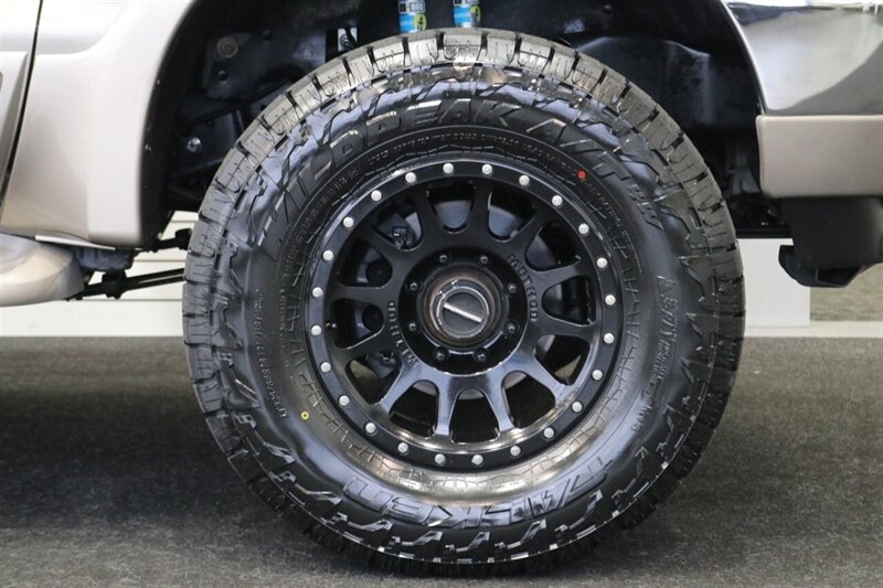 2002 Ford Excursion Limited  CALIFORNIA EXCURSION SINCE NEW* 100% RUST FREE* BILSTEIN LEVEL KIT W/BILSTEIN 5100 SHOCKS* NEW 35 " FALKEN A/T4w & 20 " METHOD WHEELS* ALL BOOKS & KEYS* FULLY SERVICED - Photo 57 - Portland, OR 97230