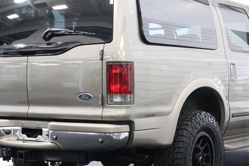 2002 Ford Excursion Limited  CALIFORNIA EXCURSION SINCE NEW* 100% RUST FREE* BILSTEIN LEVEL KIT W/BILSTEIN 5100 SHOCKS* NEW 35 " FALKEN A/T4w & 20 " METHOD WHEELS* ALL BOOKS & KEYS* FULLY SERVICED - Photo 40 - Portland, OR 97230
