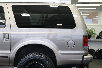 2002 Ford Excursion Limited  CALIFORNIA EXCURSION SINCE NEW* 100% RUST FREE* BILSTEIN LEVEL KIT W/BILSTEIN 5100 SHOCKS* NEW 35 " FALKEN A/T4w & 20 " METHOD WHEELS* ALL BOOKS & KEYS* FULLY SERVICED - Photo 50 - Portland, OR 97230