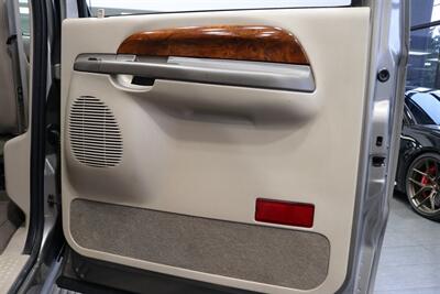 2002 Ford Excursion Limited  CALIFORNIA EXCURSION SINCE NEW* 100% RUST FREE* BILSTEIN LEVEL KIT W/BILSTEIN 5100 SHOCKS* NEW 35 " FALKEN A/T4w & 20 " METHOD WHEELS* ALL BOOKS & KEYS* FULLY SERVICED - Photo 63 - Portland, OR 97230