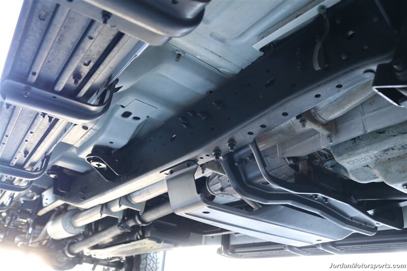 1999 Ford F-350 XLT   - Photo 38 - Portland, OR 97230