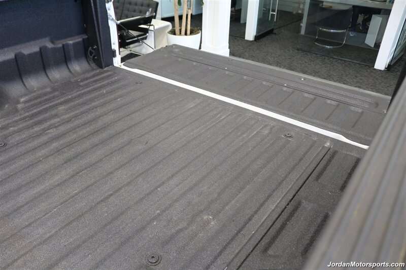 1999 Ford F-350 XLT   - Photo 49 - Portland, OR 97230