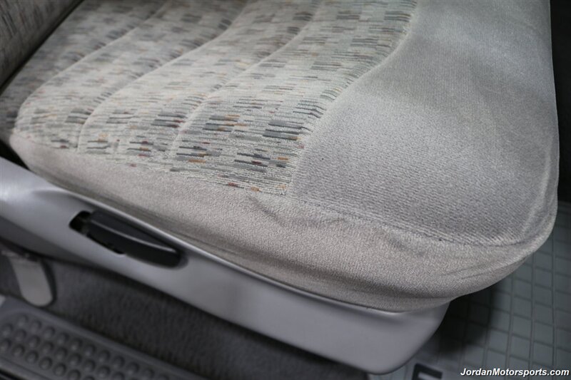 1999 Ford F-350 XLT   - Photo 77 - Portland, OR 97230