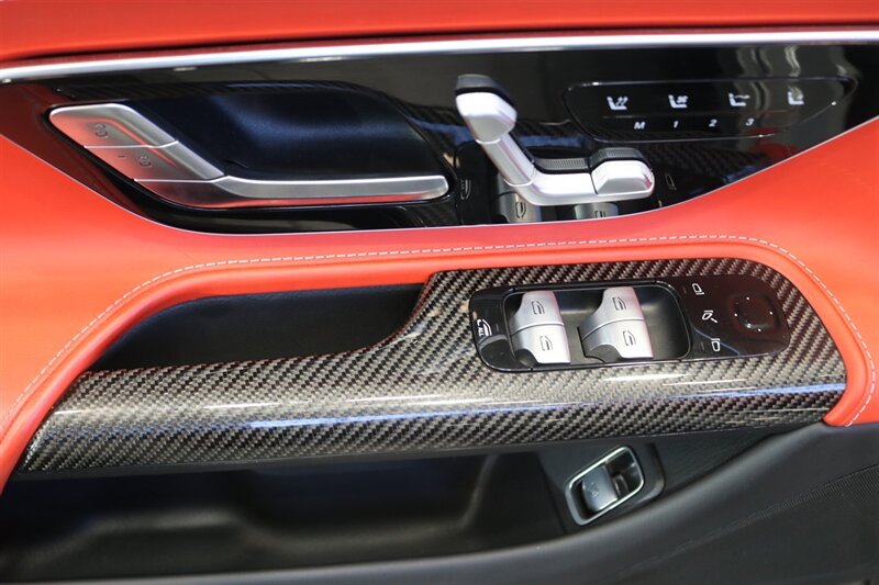 2023 Mercedes-Benz AMG SL 63 1-OWNER* 202K MSRP* CARBON FIBER PKG* AERODYNAMICS PKG* 21 " AMG FORGED WHEELS* DRIVER ASSISTANCE PKG* PERFORMANCE LINE PKG* AMG DARK LIGHT PKG* EXTENDED NIGHT PKG* NIGHT PKG - Photo 34 - Portland, OR 97230
