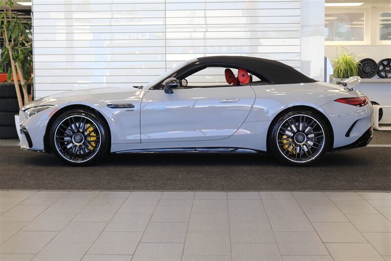 2023 Mercedes-Benz AMG SL 63 1-OWNER* 202K MSRP* CARBON FIBER PKG* AERODYNAMICS PKG* 21 " AMG FORGED WHEELS* DRIVER ASSISTANCE PKG* PERFORMANCE LINE PKG* AMG DARK LIGHT PKG* EXTENDED NIGHT PKG* NIGHT PKG - Photo 7 - Portland, OR 97230