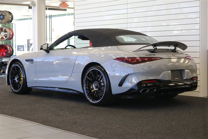 2023 Mercedes-Benz AMG SL 63 1-OWNER* 202K MSRP* CARBON FIBER PKG* AERODYNAMICS PKG* 21 " AMG FORGED WHEELS* DRIVER ASSISTANCE PKG* PERFORMANCE LINE PKG* AMG DARK LIGHT PKG* EXTENDED NIGHT PKG* NIGHT PKG - Photo 11 - Portland, OR 97230