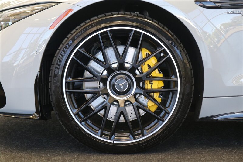 2023 Mercedes-Benz AMG SL 63 1-OWNER* 202K MSRP* CARBON FIBER PKG* AERODYNAMICS PKG* 21 " AMG FORGED WHEELS* DRIVER ASSISTANCE PKG* PERFORMANCE LINE PKG* AMG DARK LIGHT PKG* EXTENDED NIGHT PKG* NIGHT PKG - Photo 44 - Portland, OR 97230