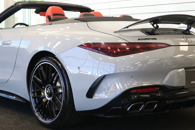 2023 Mercedes-Benz AMG SL 63 1-OWNER* 202K MSRP* CARBON FIBER PKG* AERODYNAMICS PKG* 21 " AMG FORGED WHEELS* DRIVER ASSISTANCE PKG* PERFORMANCE LINE PKG* AMG DARK LIGHT PKG* EXTENDED NIGHT PKG* NIGHT PKG - Photo 41 - Portland, OR 97230