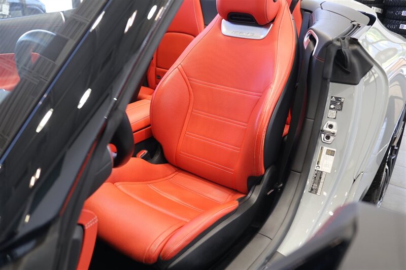 2023 Mercedes-Benz AMG SL 63 1-OWNER* 202K MSRP* CARBON FIBER PKG* AERODYNAMICS PKG* 21 " AMG FORGED WHEELS* DRIVER ASSISTANCE PKG* PERFORMANCE LINE PKG* AMG DARK LIGHT PKG* EXTENDED NIGHT PKG* NIGHT PKG - Photo 16 - Portland, OR 97230