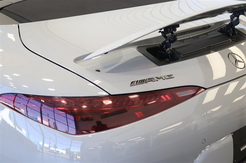 2023 Mercedes-Benz AMG SL 63 1-OWNER* 202K MSRP* CARBON FIBER PKG* AERODYNAMICS PKG* 21 " AMG FORGED WHEELS* DRIVER ASSISTANCE PKG* PERFORMANCE LINE PKG* AMG DARK LIGHT PKG* EXTENDED NIGHT PKG* NIGHT PKG - Photo 52 - Portland, OR 97230