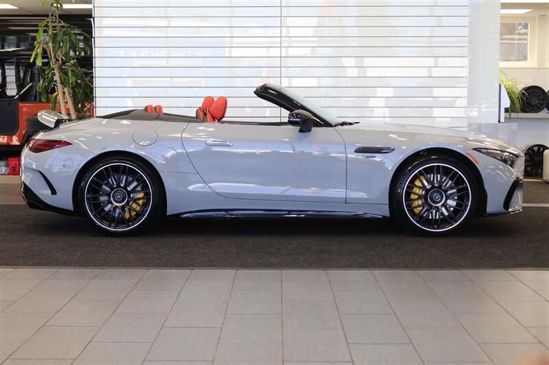 2023 Mercedes-Benz AMG SL 63 1-OWNER* 202K MSRP* CARBON FIBER PKG* AERODYNAMICS PKG* 21 " AMG FORGED WHEELS* DRIVER ASSISTANCE PKG* PERFORMANCE LINE PKG* AMG DARK LIGHT PKG* EXTENDED NIGHT PKG* NIGHT PKG - Photo 8 - Portland, OR 97230