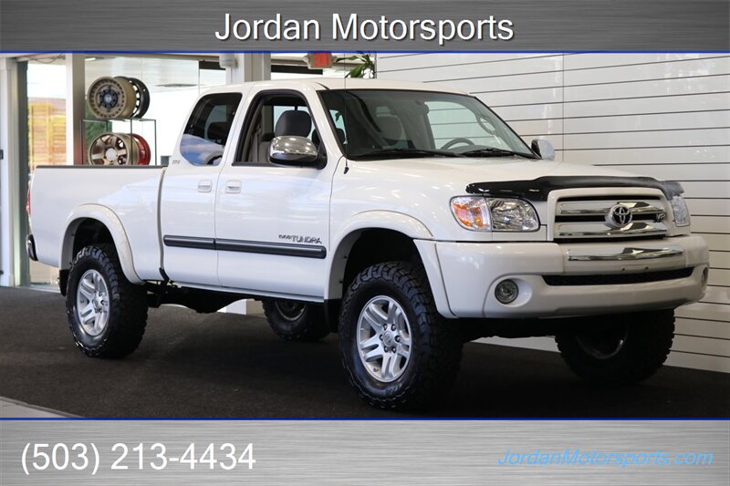 2006 Toyota Tundra SR5  1-OWNER* ONLY 86K MILES* NEW TIMING BELT - WATER PUMP - THERMOSTAT - TENSIONERS - PULLY - COOLANT - AC RECHARGE - WIPERS SERVICE* NEW 2.75
