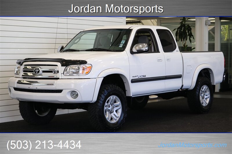 2006 Toyota Tundra SR5  1-OWNER* ONLY 86K MILES* NEW TIMING BELT - WATER PUMP - THERMOSTAT - TENSIONERS - PULLY - COOLANT - AC RECHARGE - WIPERS SERVICE* NEW 2.75