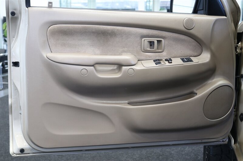 2004 Toyota Tacoma V6  1-OWNER* 100% RUST FREE* NEW 2.5 " BILSTEIN TOYTEC ADJUSTABLE LEVEL LIFT W/ NEW 17 " TRD PROs & 33 " FALKEN A/T4s* TIMING BELT DONE 18K MLS AGO* NEW FLUIDS-AXLES* ALL BOOKS & KEYS & WINDOW STICKER - Photo 68 - Portland, OR 97230