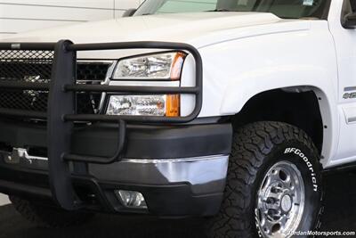 2007 Chevrolet Silverado 2500 LT1 LT1 4dr Crew Cab  2-OWNER* 0-RUST* NEVER HAD 5TH WHEEL OR GOOSENECK* LEVELED ON NEW 33 "BFG KO3 10-PLYs* 6-PASSENGER SEATING* FULL FRESH SERVICE* 52 GALLON TITAN FUEL TANK* ALL STOCK W/NO UPGRADES - Photo 12 - Portland, OR 97230