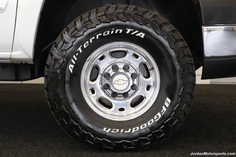 2007 Chevrolet Silverado 2500 LT1 LT1 4dr Crew Cab  2-OWNER* 0-RUST* NEVER HAD 5TH WHEEL OR GOOSENECK* LEVELED ON NEW 33 "BFG KO3 10-PLYs* 6-PASSENGER SEATING* FULL FRESH SERVICE* 52 GALLON TITAN FUEL TANK* ALL STOCK W/NO UPGRADES - Photo 58 - Portland, OR 97230