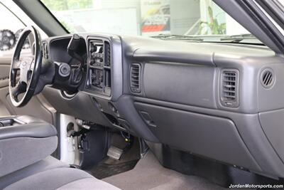 2007 Chevrolet Silverado 2500 LT1 LT1 4dr Crew Cab  2-OWNER* 0-RUST* NEVER HAD 5TH WHEEL OR GOOSENECK* LEVELED ON NEW 33 "BFG KO3 10-PLYs* 6-PASSENGER SEATING* FULL FRESH SERVICE* 52 GALLON TITAN FUEL TANK* ALL STOCK W/NO UPGRADES - Photo 87 - Portland, OR 97230