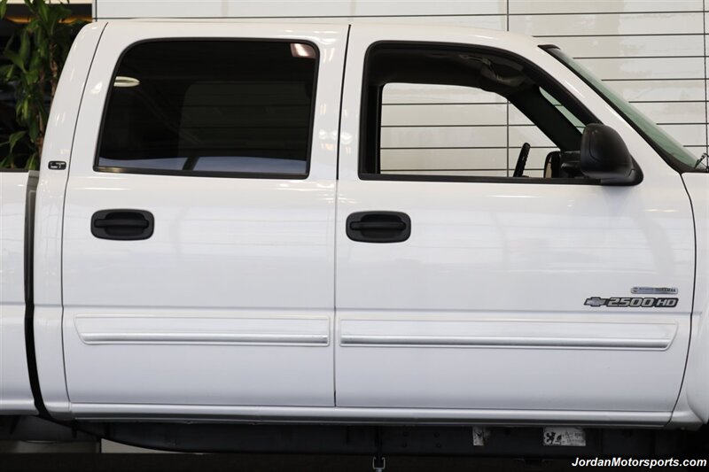 2007 Chevrolet Silverado 2500 LT1 LT1 4dr Crew Cab  2-OWNER* 0-RUST* NEVER HAD 5TH WHEEL OR GOOSENECK* LEVELED ON NEW 33 "BFG KO3 10-PLYs* 6-PASSENGER SEATING* FULL FRESH SERVICE* 52 GALLON TITAN FUEL TANK* ALL STOCK W/NO UPGRADES - Photo 51 - Portland, OR 97230